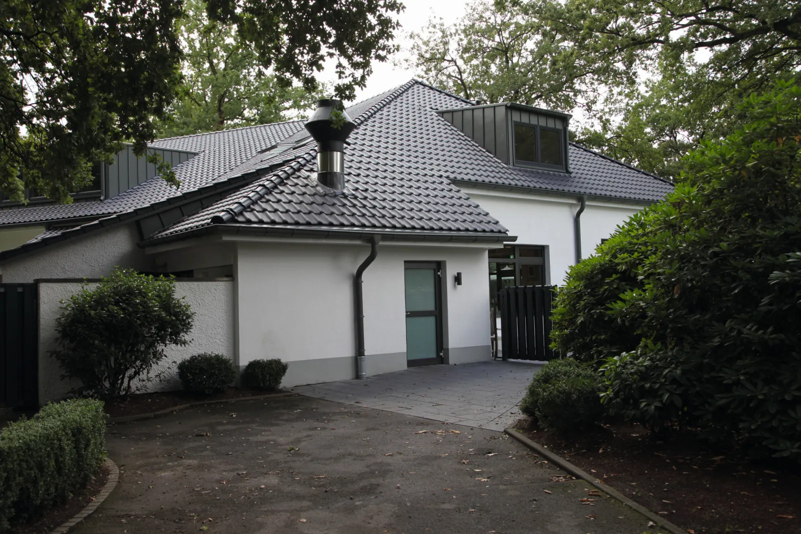 BRAA Rubin 13V Flachdach-Ziegel